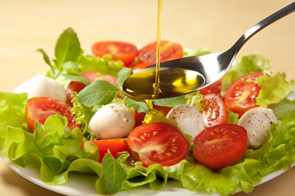 Os molhos mais saudáveis para as saladas