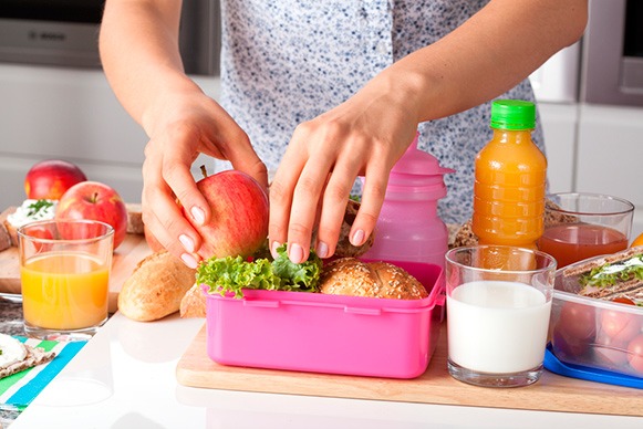 Como conservar os alimentos na lancheira das crianças