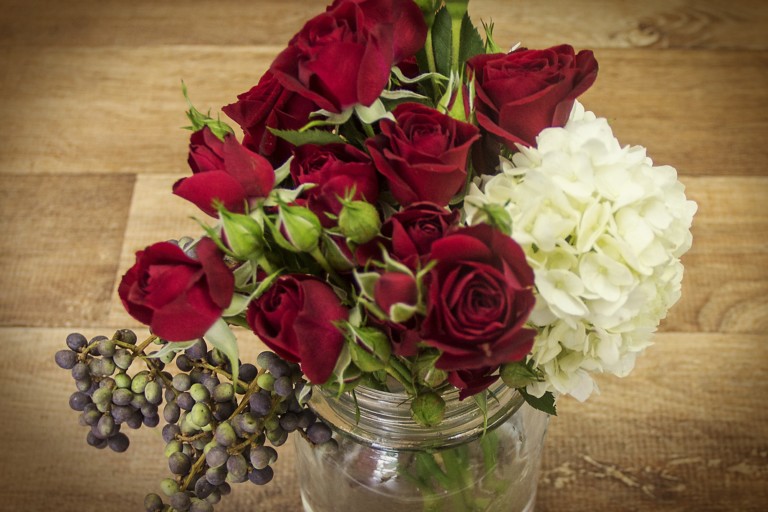 Como fazer arranjos de flores
