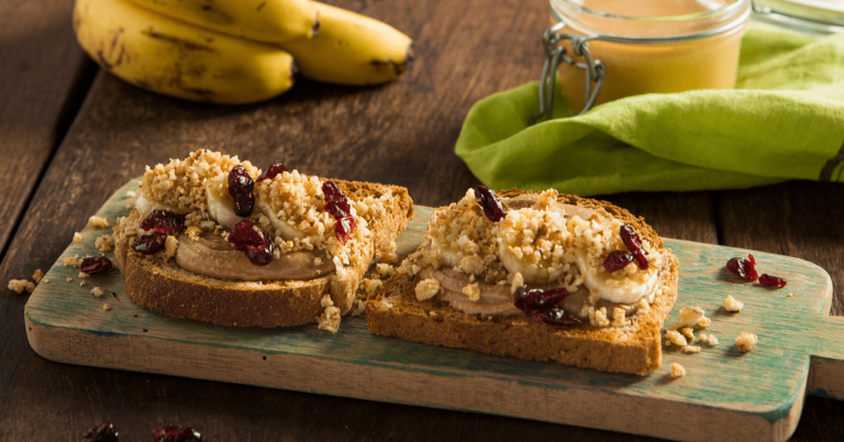 Sanduíche de pasta de amendoim e banana
